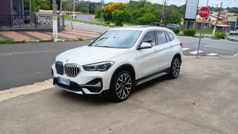 BMW X1 SDRIVE 20i X-Line 2.0 TB Active Flex